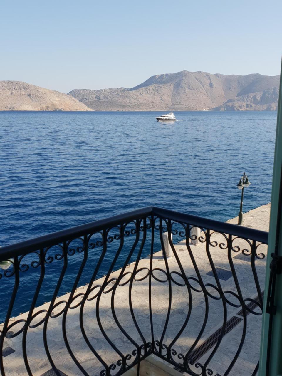 Villas Danezis - New Marina , シミ エクステリア 写真